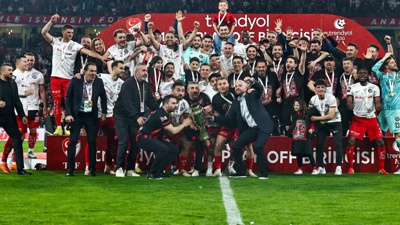Erokspor'u yenerek Süper Lig'e çıkan Çorum FK'ya kötü haber: TFF duyurdu
