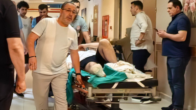 Bahçesini temizlerken üç parmağını kaybetti