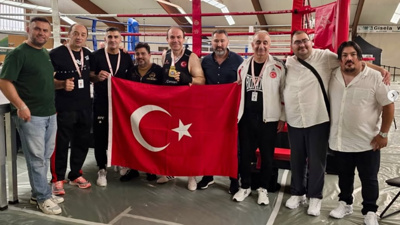 23 yıl sonra boksa döndü: İlk maçında altın madalya kazandı