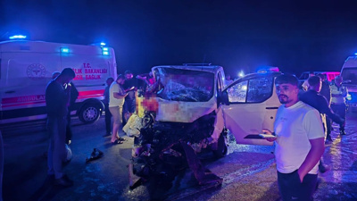 Yola fırlayan ata çarpan araçtaki 1 kişi hayatını kaybetti