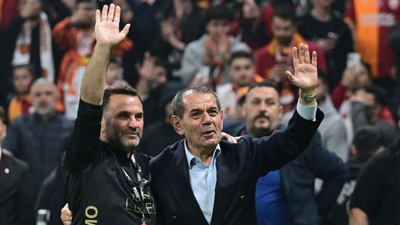 Galatasaray'da Okan Buruk hiçbir şekilde kalmasını istemedi: Bileti kesildi