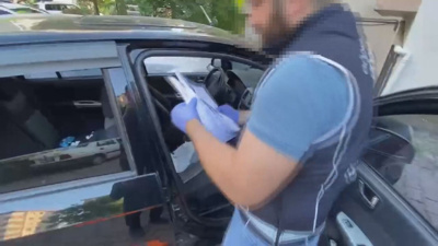 Rüşvetle ikamet izni dağıtmışlar! İstanbul'da organize sahtecilik şebekesine baskın