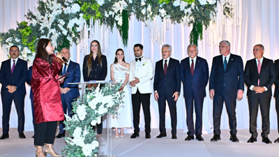 Müsavat Dervişoğlu'ndan Eda Erdem'e: Üstündağ'ın nikahına üst düzey katılım