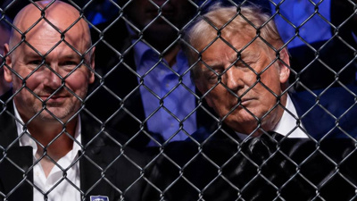80. yaş kutlamasında sürpriz görüntü! Trump UFC maçında uyuyakaldı