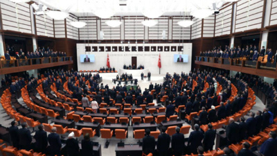 AKP kaynakları açıkladı: CHP'li isimlerin fezlekelerine erteleme