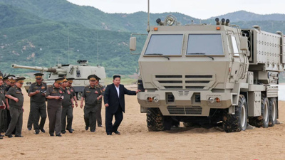 Gerilimi artıran adım! Kim Jong Un'un yeni nesil silahları sahaya indi