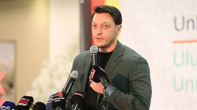 Süper Lig ekibi Mesut Özil'le resmen anlaştı