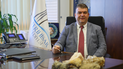 Tutuklu Seferihisar Belediye Başkanı'ndan ilk mesaj: "Adalet geç de olsa tecelli edecek"