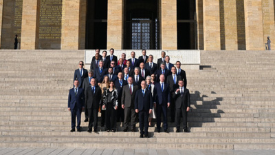 Dünyanın gözü Ankara'da: Zirve öncesi NATO heyetinden Anıtkabir ziyareti