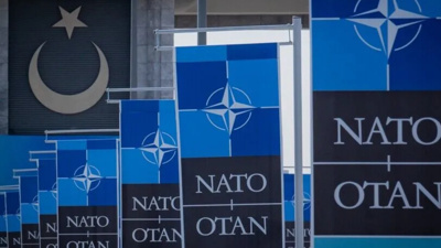 NATO zirvesinde bağımsız medyaya sansür uygulandı ama yabancı medya her şeyi sordu
