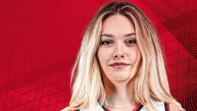 Ne yapsın Julia teslim olmaktan başka: İtiraf da etti zaten