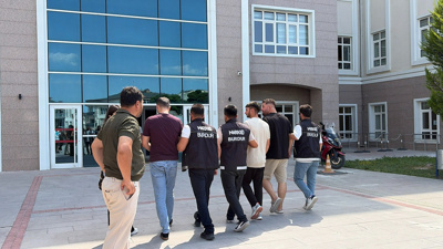 Uyuşturucu yüzünden öğretmenlikten atılmıştı: Bu kez ticaretinden yakalandı