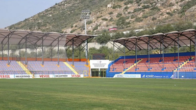 Stat krizi yaşayan Vanspor FK'ya destek geldi: ''Biz yaşadıklarımızı unutmadık'' diyerek çağrı yaptı