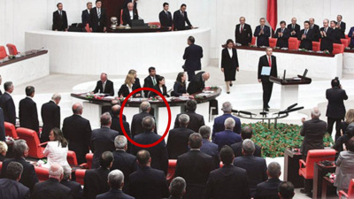 Kılıçdaroğlu "Ben Erdoğan için ayağa kalkmadım" dedi! Eski vekil fotoğrafla kanıtladı