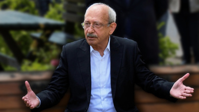Anayasa profesörü hem "illegal" hem "gayrimeşru" deyip Kılıçdaroğlu'nun genel başkanlığını açıkladı