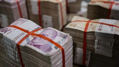 İktidar bütçeyi nasıl artıya geçirdi? Zam bekleyen emeklinin maaşını yatırdıklarına şükrediyorlardı