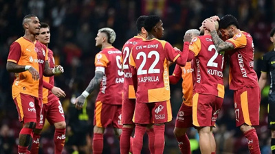 Galatasaray'da imzalar bir türlü atılamadı: Sebebi belli oldu