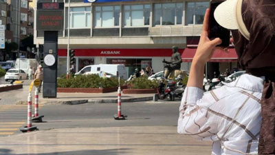 Şehirde sıcaklık 5 dakikada 3 derece birden fırladı! Görenler telefona sarıldı