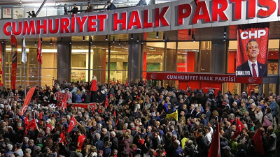 Özgür Özel yeni partiyi duyurdu: CHP'de istifa furyası başladı