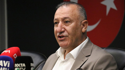 Kulübe gelir gelmez ayrılıkları tek tek açıkladı