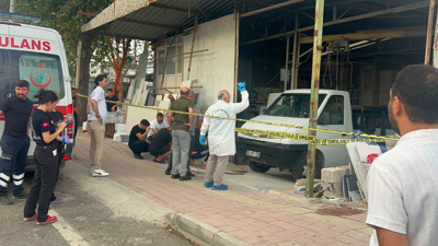 Antalya'da feci iş kazası: Mermerin altında kalan 2 çocuk annesi yaşamını yitirdi