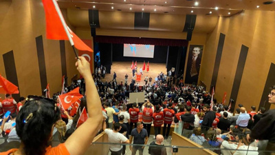 Gürsel Tekin'den 'figüran' haberine suç duyurusu