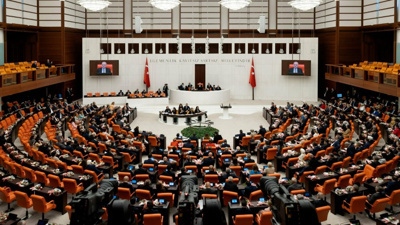 YENİ Parti'nin ilk önergesi AKP-MHP oylarıyla reddedildi