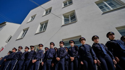 Hitler'in doğduğu ev polis karakolu oldu
