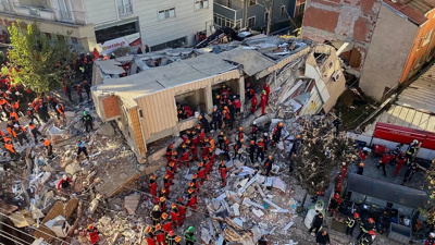 Gebze'de 4 cana mezar olan binaya üç ayrı rapor yazıldı üçünde de sorumlu değişti
