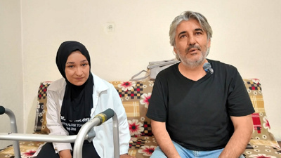 Tesadüfen karşılaştılar hayatı değişti! Doğuştan engelliydi 21 yıl sonra ilk kez ayağa kalktı