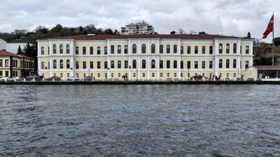 İstanbul'un en iyi 20 lisesi belli oldu! Zirveye oturan okullar YKS'de fark yaratmıştı
