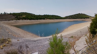 Milyonlarca lira harcandı gölet su tutamadı: Üreticiler isyan etti