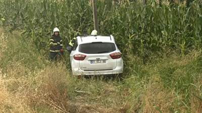 Şarampole giren otomobilde 4 kişi yaralandı