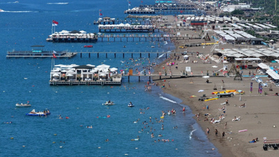 Akdeniz'in gözbebeğinde dev rekor: Turist sayısı 10 milyonu devirdi