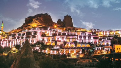 Kapadokya'daki dünyaca ünlü otel icradan satışta: Bedeli dudak uçuklattı