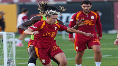 Galatasaray'da Aleksey Batrakov sahaya indi