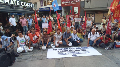 İzmir'den Ankara'daki madencilere tam destek: Ellerindeki baretleri yere vurdular!