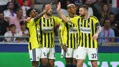Fenerbahçe'den şaşkına çeviren veda kararı: Yönetime sitem edip ayrılık şartını belirledi