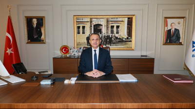 Mahkeme kararıyla CHP'li başkanın koltuğuna oturan Özünal: Makamlar geçicidir