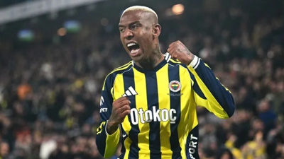 Fenerbahçe'de derbi sonrası Talisca krizi yeniden çıktı