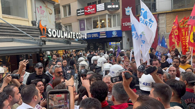 LGBTİ+ operasyonlarına tepki gösterdiler: Polisten biber gazı ve gözaltı