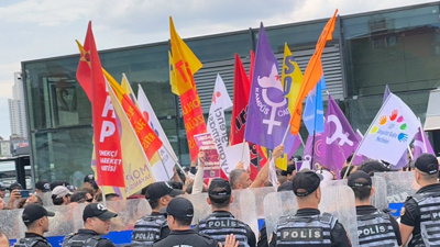 Son Dakika | LGBTİ derneklerine yönelik operasyonu protesto edenlere polis müdahalesi!