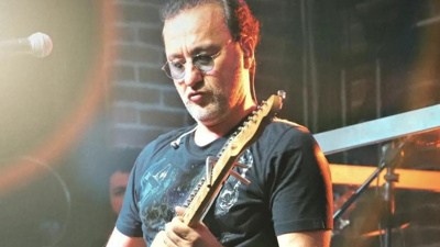 Yoğun bakımdaki şarkıcı Nev'in sağlık durumuyla ilgili yeni gelişme!