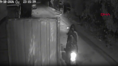 Otomobilde başlayan yangın eve sıçradı: Arkasından kundaklama çıktı