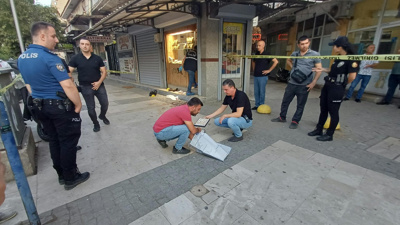Kuyumcuya silahlı soygun girişimi: Esnaf yakaladı
