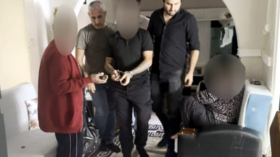 Suç makinesi anne oğul yakalandı! Birinin 20 diğerinin 11 yıl hapis cezası var