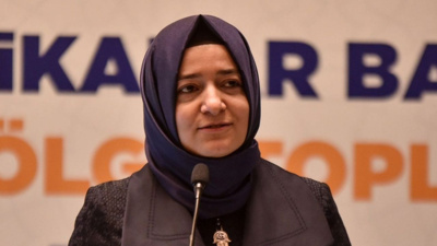 AKP'li gazeteciler bile Sayan'a ulaşamadı! Bir telefonu açtı tek cümle ile kapattı