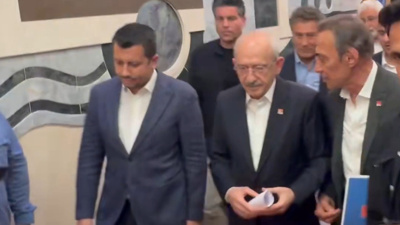 Kadına şiddet görüntüleri ortaya çıkan Berhan Şimşek Kılıçdaroğlu ile yan yana