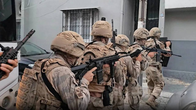 16 ilde IŞİD'e operasyon: 51 kişi yakalandı