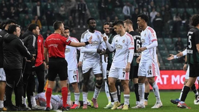 Beşiktaş'a yıldızından kötü haber: Milli maçta sakatlandı